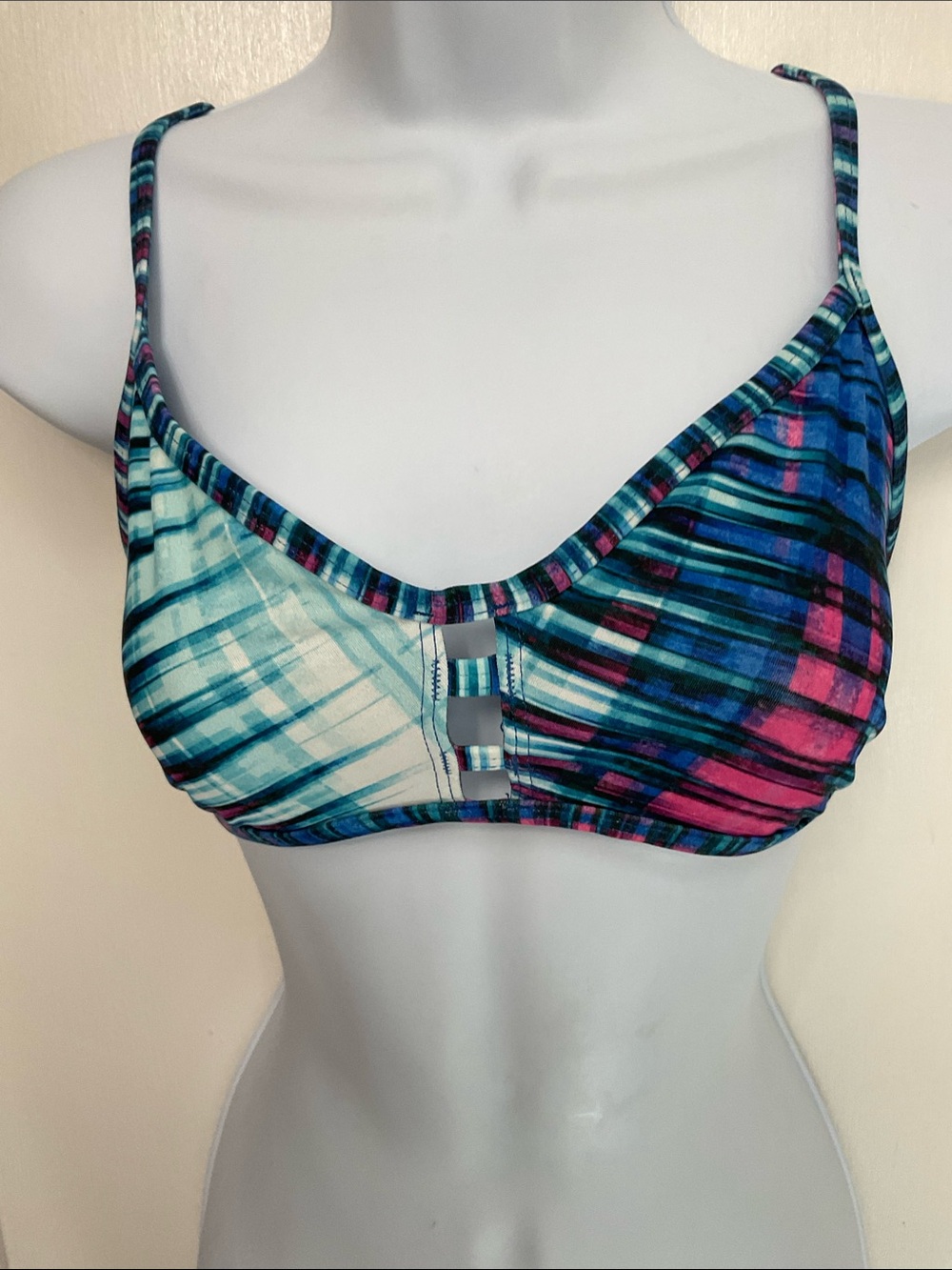 Jolyn TOMCAT bikini Top, Teal, Blue, Black and Pink design. Size XXL GUC